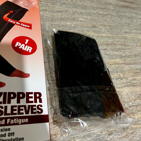 Total Vision Other New Total Vision Zipper Compression